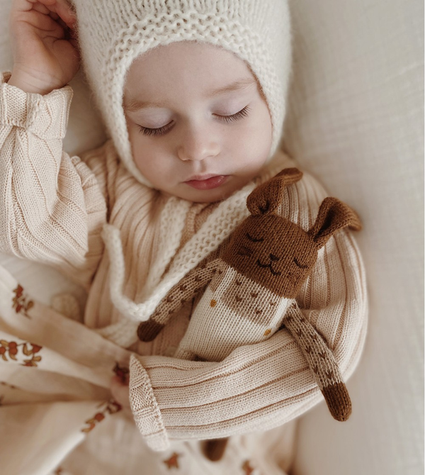 Bunny knit toy - Ecru overalls