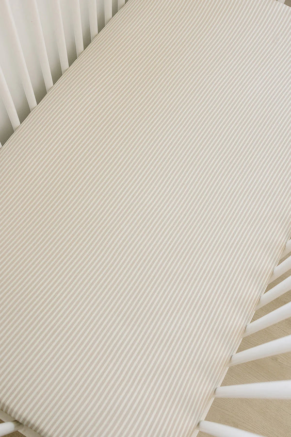 Stretch crib sheet - Taupe stripe
