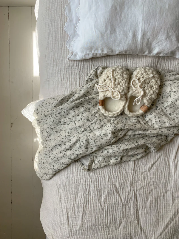Lullaby muslin blanket