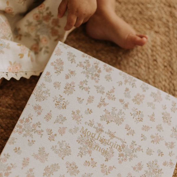 Livre de bébé - Fleurs pastels