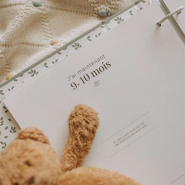 Livre de bébé - Sauge et or