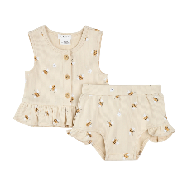 Bees Print on Ivory Ribbed Short Set