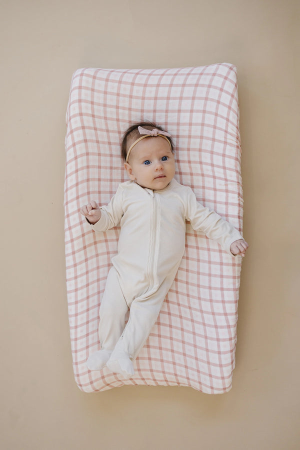 Changing pad cover - Pink gingham