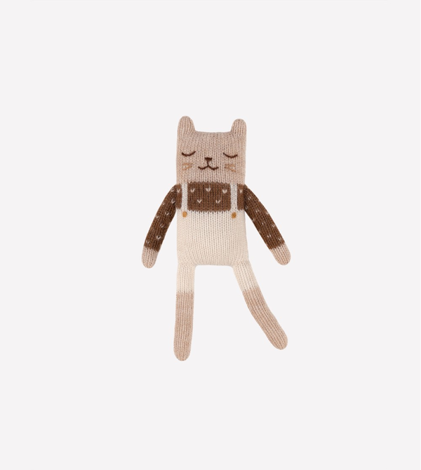Kitten knit toy - Ecru overalls