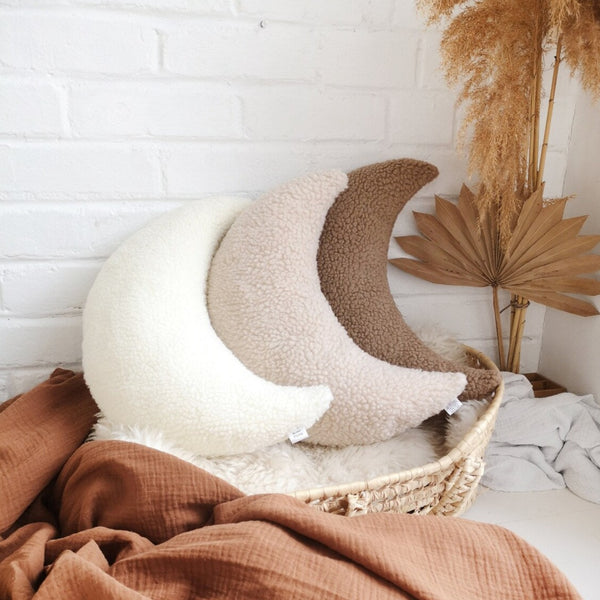 Sherpa moon pillow - 3 colors available