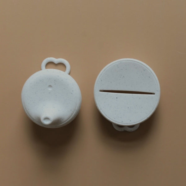 Silicone cup with snack and sippy cup lids - Granit